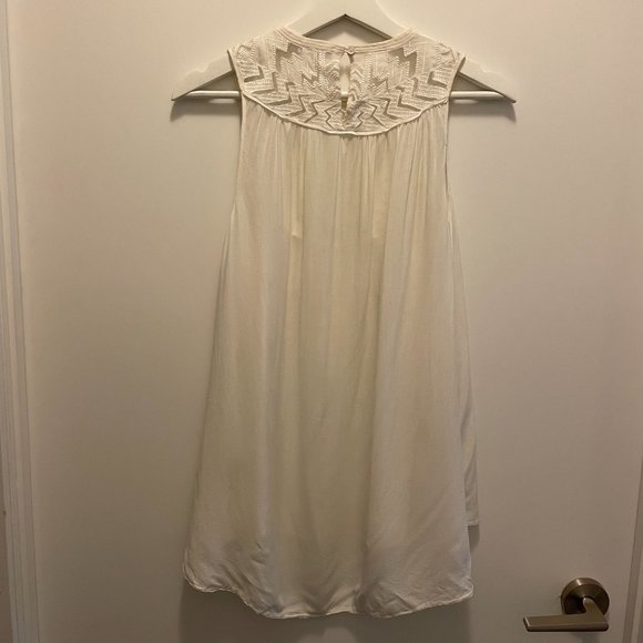 Aritzia Wilfred Blouse - Picture 2 of 2